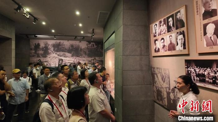 两岸人士重返滇西抗战战场：“战争之道在于止战	” 第2张
